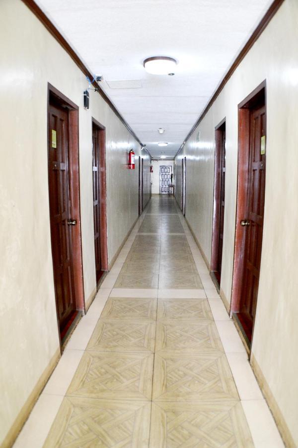 Rufina'S Leisure Center Hotel Tagum Buitenkant foto