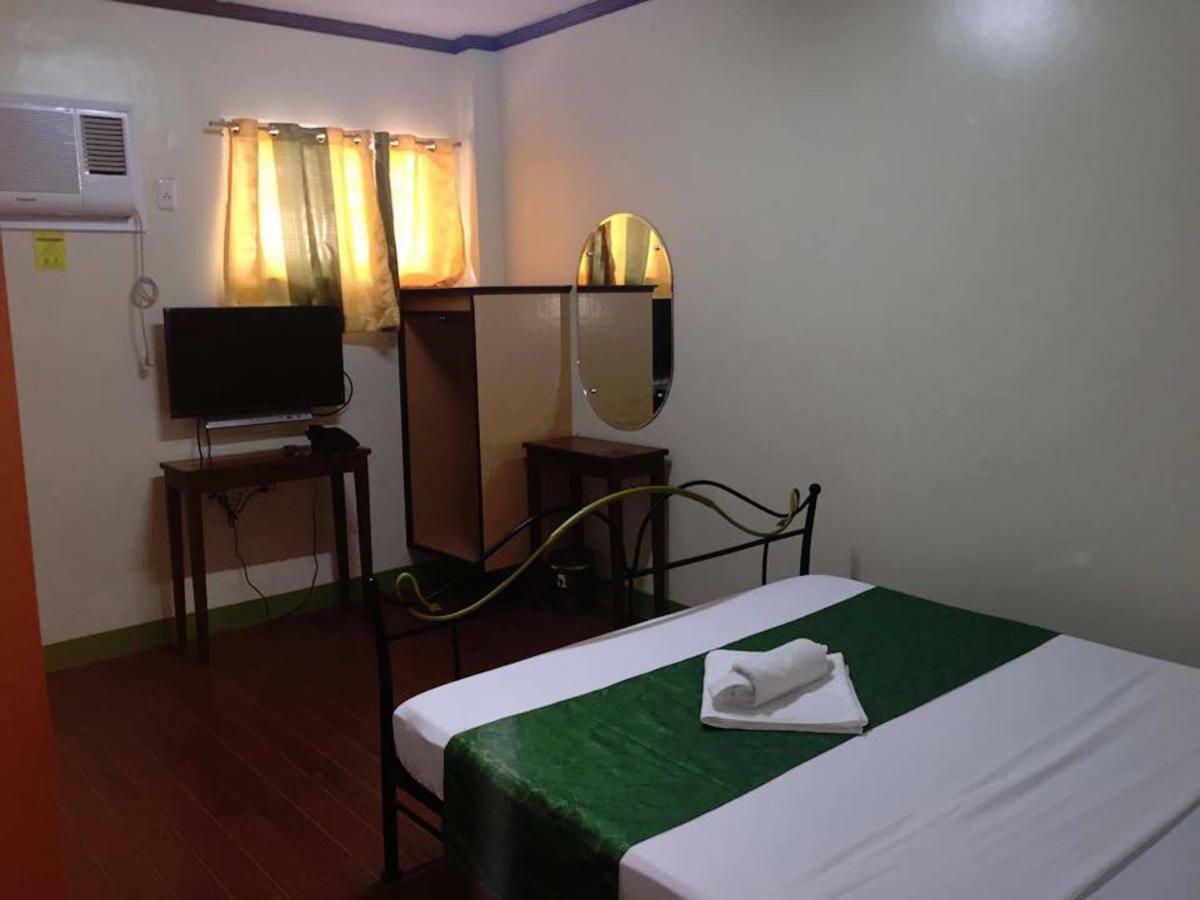 Rufina'S Leisure Center Hotel Tagum Buitenkant foto